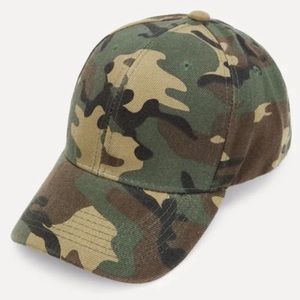 Camouflage baseball cap olive green